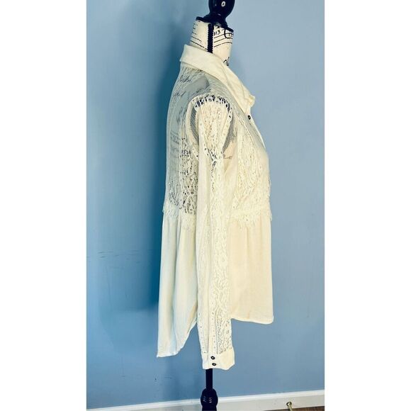 Coco & Jaimeson Women’s L Lace High Low Button Down Shirt Ivory Long Sleeve - Picture 3 of 11
